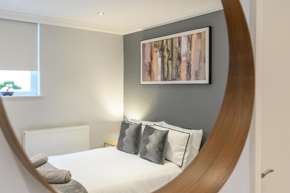 Boutique Flat In Huddersfield Town Centre Appartement Buitenkant foto